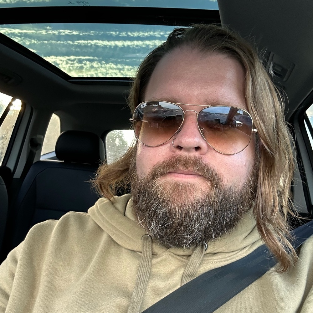 Meet your Posher, Daniel